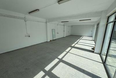Spațiu comercial, de 62 mp, în Central - 3