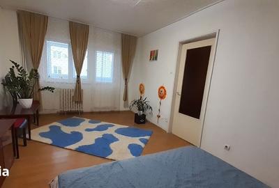 Apartament cu 2 camere decomandat în Titan - 1