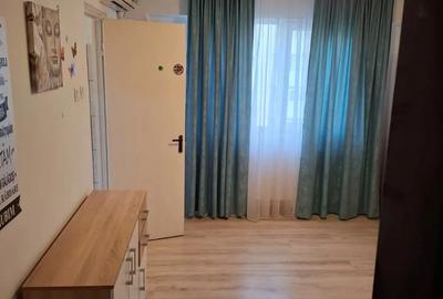 Vanzare garsoniera . - 2