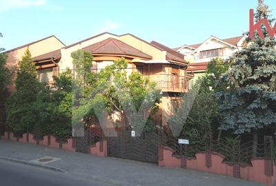 Casa stil arhitectural  deosebit,  Paltinis, pret negociabil Casa stil arhitectural  deosebit,  Paltinis, pret negociabil - 2