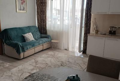 Apartament cu 3 camere decomandat în Central - 3