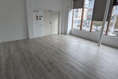 Spațiu comercial de închiriat, 350 mp, Piața Mihai Viteazul - 4