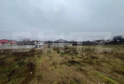 Teren de 450 mp, în Central