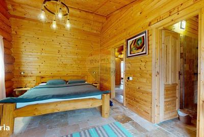 Casă cu 4 camere cu Teren 1000 Mp în Sohodol - 3