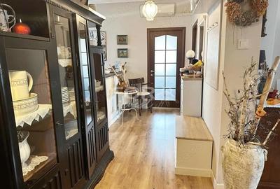 Apartament cu 3 camere în Ultracentral