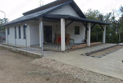 Casa de vanzare , 3.5 km de Mioveni - 5