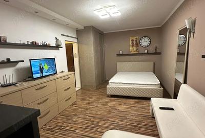 Garsonieră decomandată în Vitan - 2