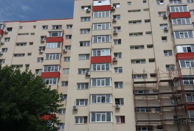 Apartament cu 2 camere semidecomandat în Brâncoveanu