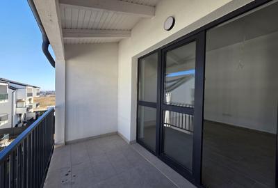 Apartament cu 3 camere decomandat în Sânpetru - 9