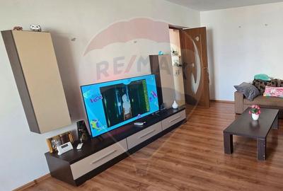 Apartament spatios cu loc de parcare privat in zona Palazu Mare - 2