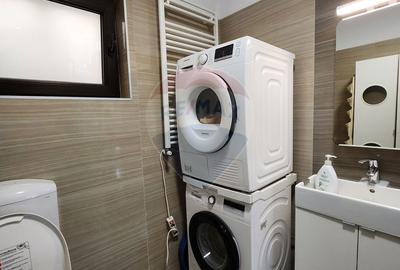 Casă cu 5 camere cu Teren 222 Mp în Dobroești - 15