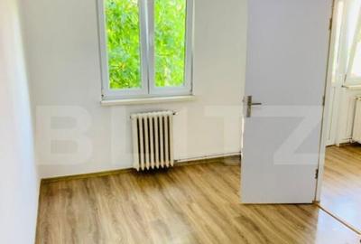 Apartament de vanzare, cu doua camere, 37 mp, zona Dambu P - 3