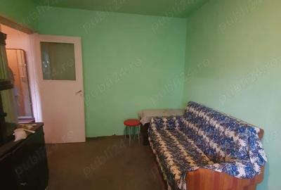 Apartament cu 2 camere de vanzare zona Vlaicu, Lebada