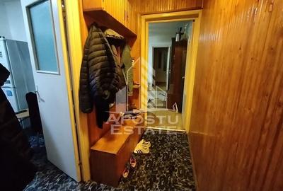 Apartament cu 3 camere in Sagului, centrala termica, etaj intermediar - 5