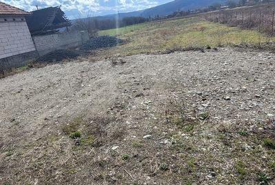 Teren de 1200 mp, în Central - 1