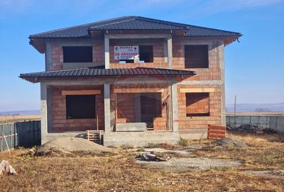 Casa si 74000 metri patrati teren - 16