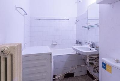 Garsonieră semidecomandată în Titan