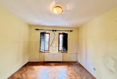 Casă cu 6 camere cu Canalizare în Regie - 29