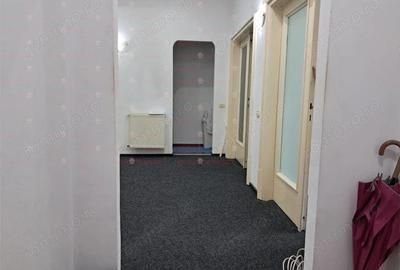 Apartament 4 camere Victoriei Bd. Alexandru Ioan Cuza - Risc 2 seismic Apartament 4 camere Victoriei Bd. Alexandru Ioan Cuza - Risc 2 seismic - 7