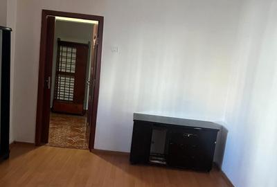 Apartament cu 2 camere decomandat în Mioriței - 2