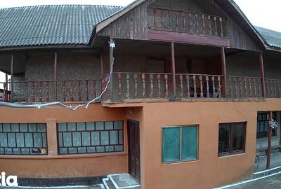 Casă cu 4 camere cu Teren 1933 Mp în Central - 14