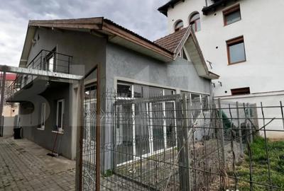 Casă cu 7 camere cu Teren 500 Mp în Ultracentral - 8