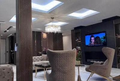 Penthouse futurist situat in Mamaia Nord - 13