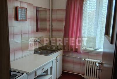 Ap.3 camere semidecomandat str.Cibinului-NORD 63000 euro - 5