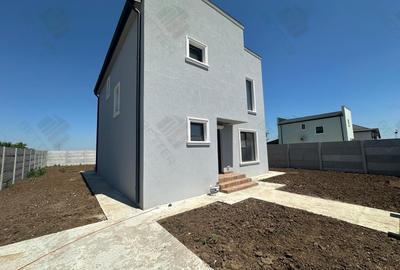 Casă spațioasă P+1 de vânzare în Comuna Berceni – 5 camere, 3 băi, 450 mp
