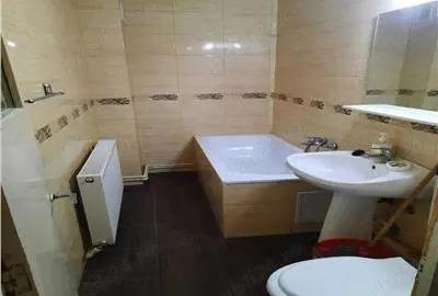 Inchiriere apartament 3 camere decomandat in zona 1 Decembrie (fostul Lenin), etaj 3 4, 80 mp - 2