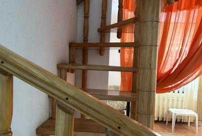 Povestea unei case la doar 200 m de valuri, cu piscina ?i - 10