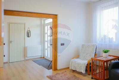 Casă individuală cu 5 camere cu Canalizare în Episcopia Bihorului - 20