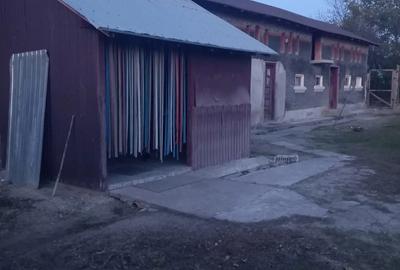 Casa de vanzare in satul Coste?ti Deal, comuna Produle?ti, jude?ul Dambovi?a - 1