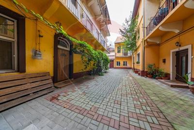 Apartament ultracentral cu panorama spre Piata Avram Iancu - 9