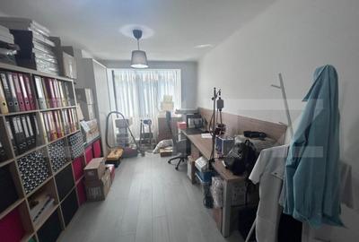 Apartament cu 4 camere, decomandat, etaj 1, 84,45 mp, zona - 8