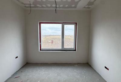 Apartament cu 3 camere decomandat în Torontalului - 33