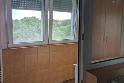 Apartament modern de vânzare, spațios, modern, complet mobilat și utilat, într-o - 12