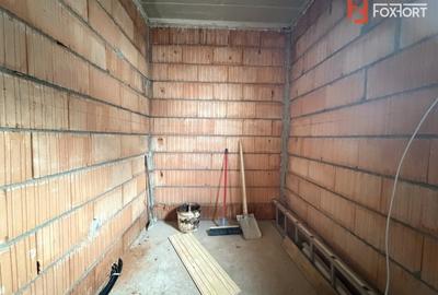 Casă individuală cu 4 camere cu Canalizare în Sânandrei - 8