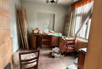 Casă cu 7 camere decomandat cu Canalizare în Băneasa - 2