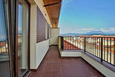 Apartament cu 3 camere decomandat în Cristian - 2