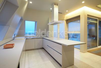 Penthouse exceptional cu vedere catre padure | 4 dormitoare | 2 garaje - 7