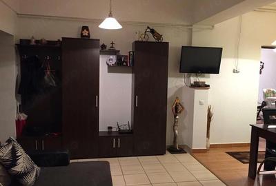 Garsonieră decomandată în Central - 1