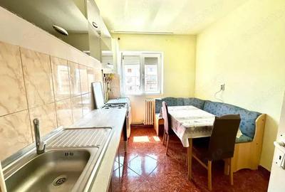 Apartament spa?ios de inchiriat mobilat, balcon inchis, zona centrala