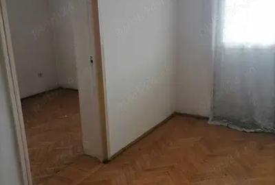 Vand apartament cu 2 camere cu balcon et 4, 48mp, Tarnaveni strada Viitorului nr 13 - 3