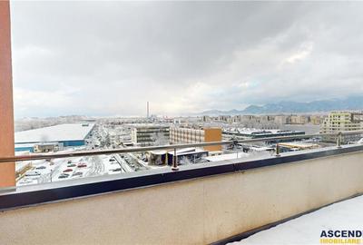 Pe 2 niveluri, Penthouse modern la bulevard, parcare si boxa, Tractorul Nou, Brasov - 1