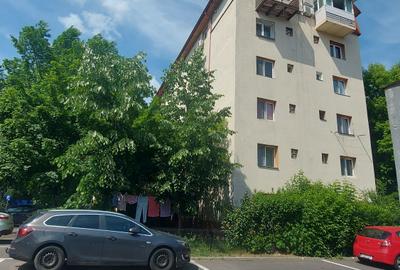 Penthouse cu 3 camere decomandat în Brâncoveanu - 1