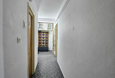 Apartament cu 3 camere decomandat în Războieni - 15