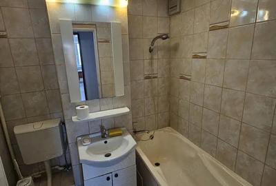 Vanzare apartament cu 2 camere, situat in Targu Jiu, Aleea Plopilor - 5