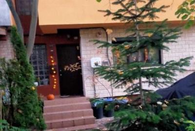 Casă cu 4 camere cu Teren 175 Mp în Central