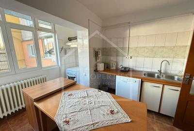 Apartament cu 2 camere decomandat, mobilat în Central - 1